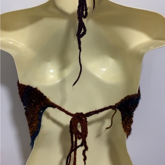 Y2K “ Kylie”Halter backless top😌. * Read description, important info* - Picture 3 of 3